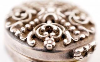 Ezüst (Ag) gyógyszeres szelence, jelzett, 15,7 g