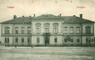 Túrkeve Városháza