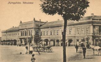 Nyíregyháza, Városháza, Horn Sámuel üzlete