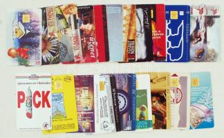 21 db főleg magyar telefonkártya