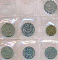 Bulgária 131db-os vegyes fémpénz gyűjtemény 2 albumban és berakólapokon, közte néhány szerb érme T:v...