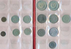 Bulgária 131db-os vegyes fémpénz gyűjtemény 2 albumban és berakólapokon, közte néhány szerb érme T:v...