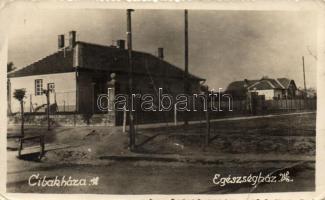 Cibakháza, Egészségház (fa)