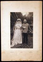 cca 1910 Németh József (Debrecen): Katonatiszt és ifjú felesége, platinotypia, 19x12 cm, karton 32x22 cm