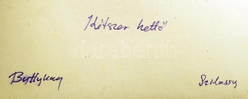 1944 Buttkay Emmy és Szilassy László a Kétszer kettő című film egy jelenetében, hátoldalon feliratoz...