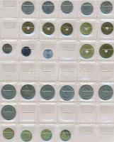 Törökország 191db-os fémpénzgyűjtemény albumban T:vegyes
Turkey 191pcs of coins in collectors album ...