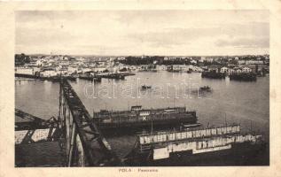 Pola, port