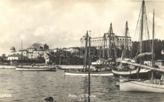 Pola, Port, ships