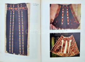 Péntek János: A kalotaszegi népi hímzés és szókincse. Bukarest, 1979, Kriterion Könyvkiadó. Kiadói k...