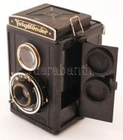 cca 1937 Régi Voigtländer Brilliant fényképezőgép, eredeti tokjában, jó állapotban
