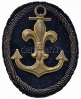 ~1930. Vizicserkész alumínium sapkajelvény ovális fekete bársony dísz foglalattal (Br.: 61,5x49mm) T:2 Hungary ~1930. Sea Scout Al cap badge with black velvet decoration (Br.: 61,5x49mm) C:XF
