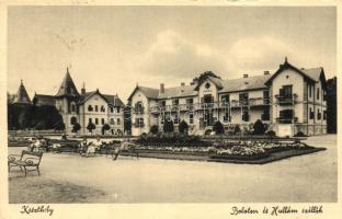 Keszthely, Balaton és Hullám szállodák