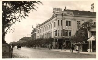 Békéscsaba, Kocziszky palota, Ruha áruház (EK)