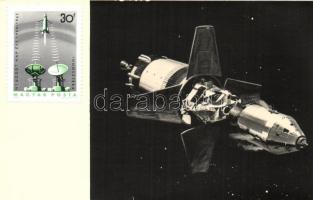 Űrhajósok - képeslap füzet 17 lappal + 4 db vegyes űrkutatással kapcsolatos modern képeslap / postcard booklet + 4 cards of astronauts