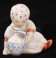 Zsolnay babos kendős kislány, kézzel festett, hibátlan, jelzett, m: 7 cm