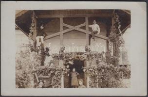 cca 1900-1930 Alvinc, Retyezát, 2 db csoportkép, hátulján feliratozva, 12×9 ill. 14×9 cm