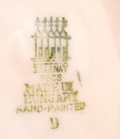 Zsolnay őzikék, kézzel festett porcelán, hibátlan, jelzett, 17,5x13 cm