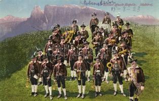 23 db RÉGI főként használatlan motívumlap; lengyel és osztrák folklór / 23 old mostly unused motive ...