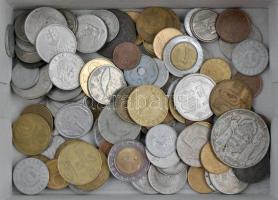 Vegyes magyar és külföldi fémpénz tétel 426g súlyban T:vegyes