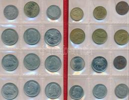 Görögország ~119db-os fémpénz gyűjtemény 2 éremtartó albumban, benne ezüst darabok T:vegyes
Greece ~...