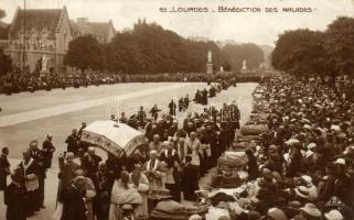 44 db vegyes háború előtti városképes lap / 44 mixed pre-1945 worldwide postcards