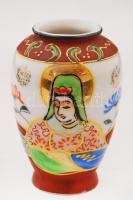 Jelzett japán mini váza, kézzel festett, jelzett, hibátlan, m:6 cm