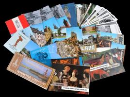 10 db MODERN használatlan külföldi városképes és motívum képeslapfüzet összesen 189 db képeslappal; ...