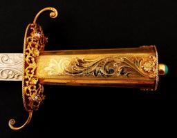 cca 1980 Aranyazott ezüst (AG.)  miniszteri dísztőr kovácsolt acél kétélű pengével, zománcozott hüve...