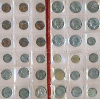 77db vegyes fémpénz albumba rendezve, közte néhány ezüst is! T:vegyes
77pcs of mixed coins in album,...