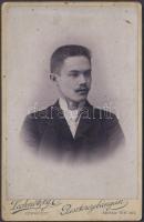 cca 1880-1890 Besztercebánya, Férfiportré, Lechniztky fotó, keményhátú, 10x16 cm