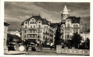 Nagyvárad, Sas palota szálló, gyógyszertár / hotel, pharmacy