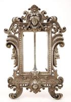 Gazdagon díszített Musterschutz fém asztali képkeret, kitámasztóval, üveglappal, jelzett, belső méret: 10×6,5 cm, külső méret: 22×13,5 cm