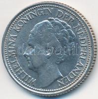 Curacao 1947 1/4G Ag "I. Vilma" T:2- Curacao 1947 1/4 Gulden Ag "Wilhelmina I" C:VF Krause KM#44