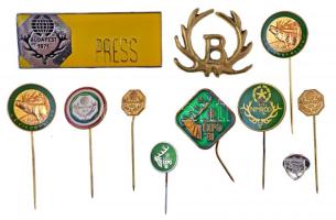 ~1960-1980. 11db klf magyar és külföldi vadász jelvény T:vegyes