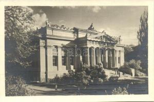 24 db MODERN, megíratlan, ukrán és orosz városképes lap az 50-es évekből, kiváló minőségű / 24 modern  Ukrainian and Russian postcards from the 50-es, unwritten, excellent quality