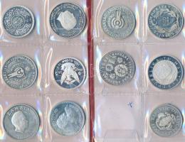 "NEMZETKÖZI GYERMEKÉV" ezüst fémpénz gyűjtemény érmetartó albumba rendezve: Bolívia 1979. ...