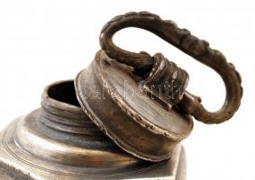 Antik ón gyömbértartó csavaros fedéllel, M.H. 1815. gravírozással, horpadással, m: 25 cm