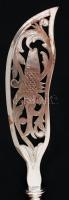 Ezüst (Ag.) nyelű hal kés és villa, eredeti dobozában, h:28-30 cm, bruttó:317 gr