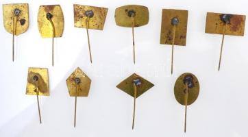 ~1970-1980. 10db klf zománcozott fém kitűző klf fegyvernemekről T:vegyes