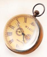 Gömb alakú Wien nagyítós üvegű óra eredeti dobozában, óra, perc és másodpercmutatóval, szép és műáll...