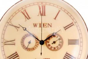 Gömb alakú Wien nagyítós üvegű óra eredeti dobozában, óra, perc és másodpercmutatóval, szép és műáll...