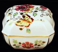 Zsolnay pillangó mintás ékszeres doboz, kézzel festett, hibátlan, jelzett, 10x10 cm