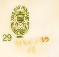 Zsolnay virágmintás porcelán váza, kézzel festett, hibátlan, jelzett, m: 20 cm