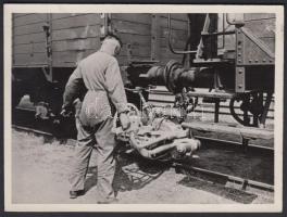 cca 1945 Vasúti és egyéb építkezés 4 db fotó 9x12 cm