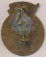 ~1950. "III. Osztályú Sportoló" zománcozott fém kitüntető jelvény T:2
