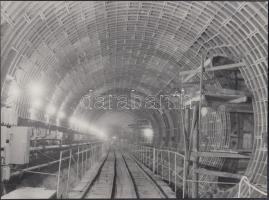 cca 1962-1967 Budapest, négy fotó a készülő metró alagútból, 18x24 cm