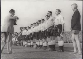 1954. május 23. Budapest, Népstadion, angol-magyar mérkőzés, tudósít Szepesi György, 5 db jelzetlen ...