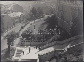 cca 1950 Budapest, budai vár, szép nagy vörös csillag a Halászbástyára felszerelve, 14x19 cm