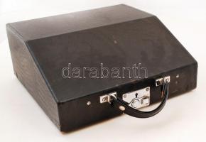 Régi Continental 340 típusú táskaírógép, jó állapotban, működik