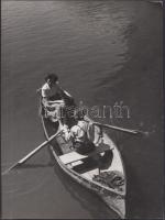 cca 1940 Reich Péter Cornel: Városligeti tavon, pecséttel jelzett vintage fotóművészeti alkotás, 24x18 cm